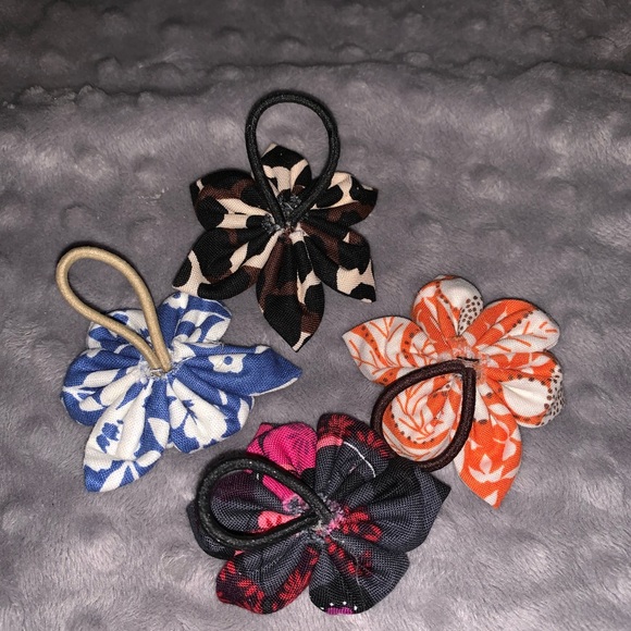 Flower hair binders - Picture 2 of 2